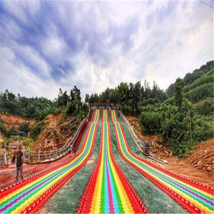 桥西彩虹滑道项目